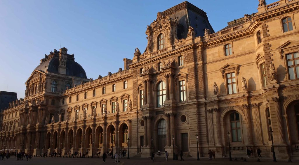 Palais du Louvre Paris